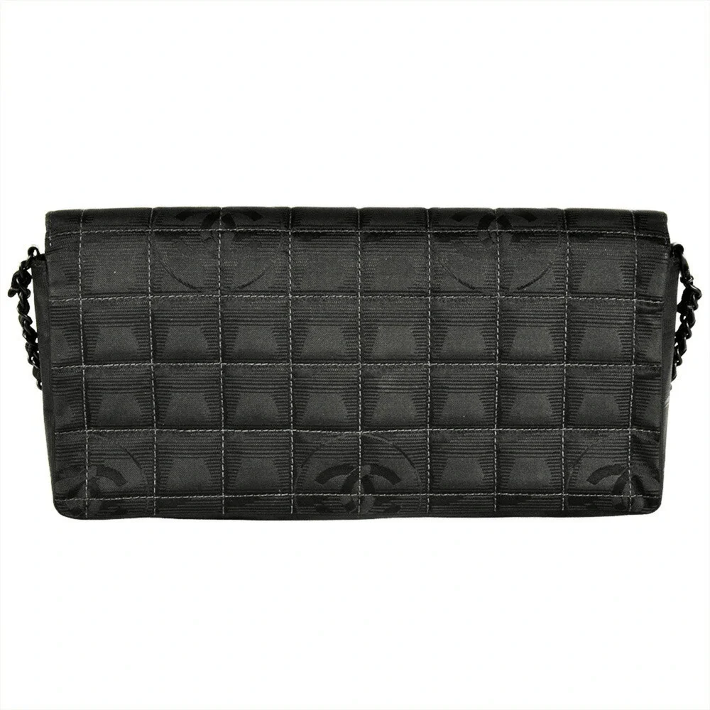 CHANEL Black Shoulder Bag